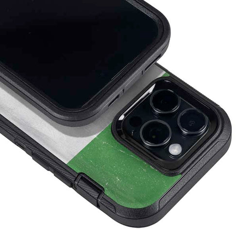 Italy Flag Distressed Otterbox Defender iPhone Skin